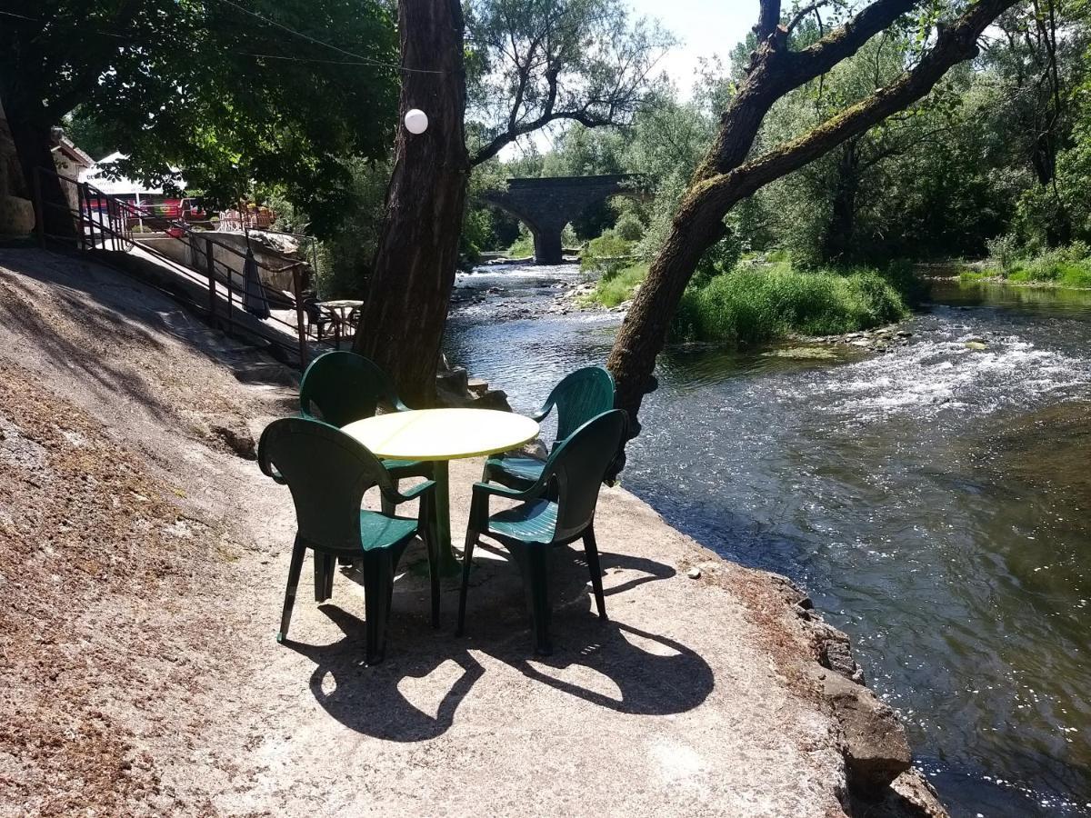 Hotel Kesta Za Gosti " Tam Krai Rekata " Slivek Exterior foto