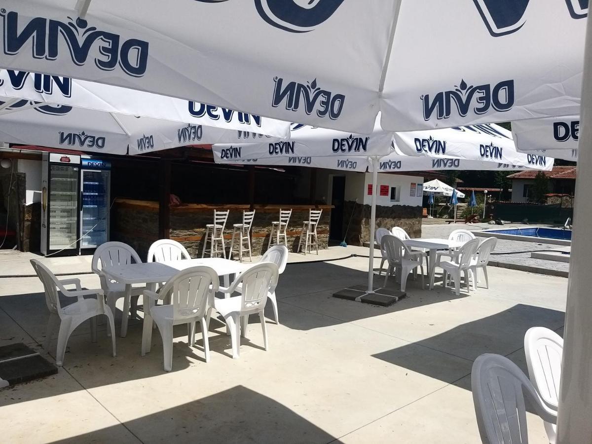 Къща За Гости "Там Край Реката " Slivek Exterior foto