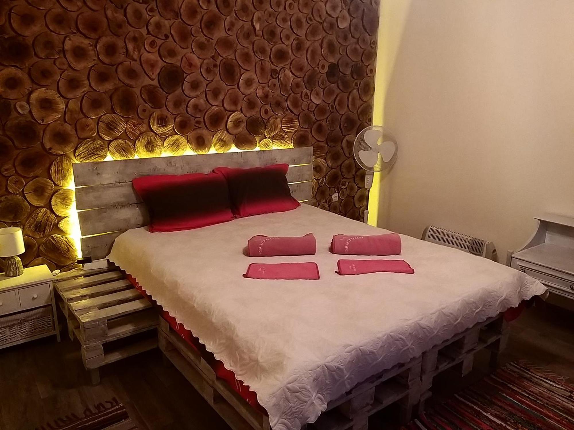 Hotel Kesta Za Gosti " Tam Krai Rekata " Slivek Habitación foto